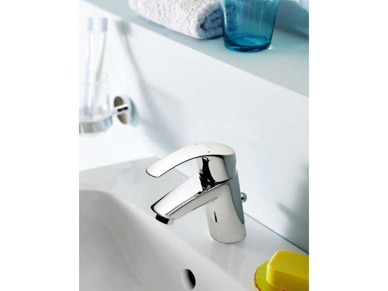 Купить Смеситель Grohe Eurosmart New 23124002 для раковины с гигиеническим душем