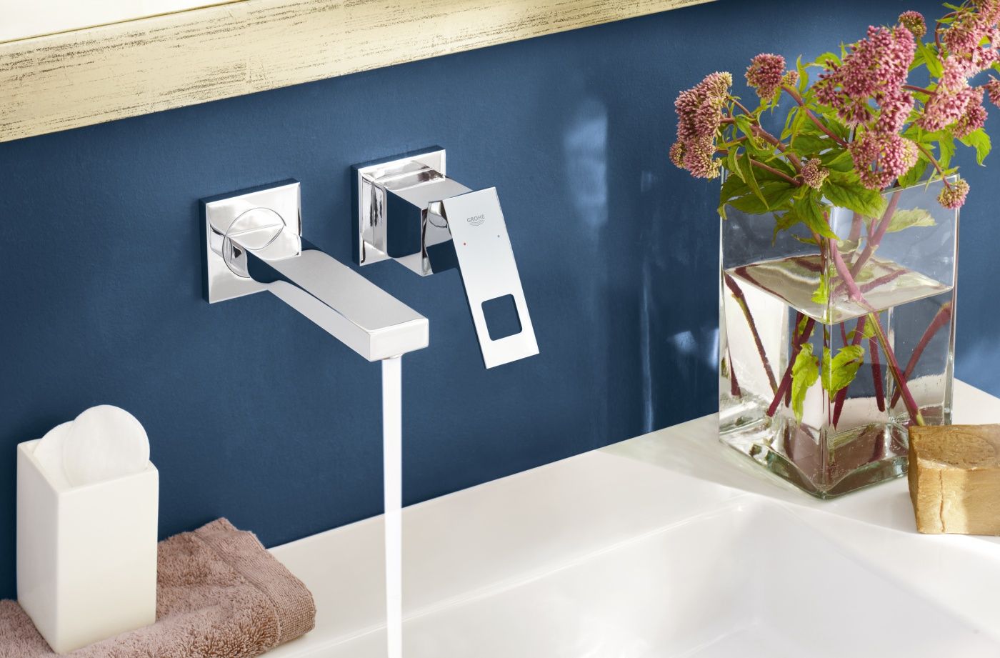 Смеситель для раковины Grohe Eurocube 19895000gr