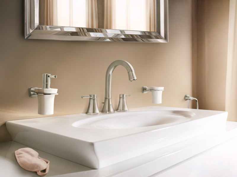 Купить Дозатор для жидкого мыла Grohe Grandera 40627IG0, хром/золото