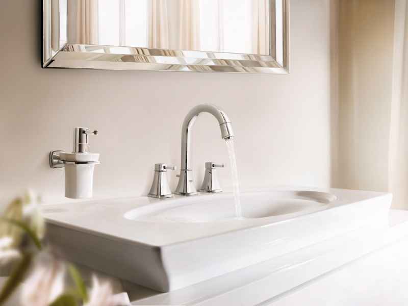 Купить Дозатор для жидкого мыла Grohe Grandera 40627IG0, хром/золото