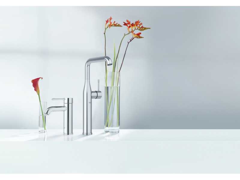 Купить Смеситель Grohe Essence+ 23591001, для раковины, с донным клапаном, низким изливом и энергосберегающим картриджем, хром