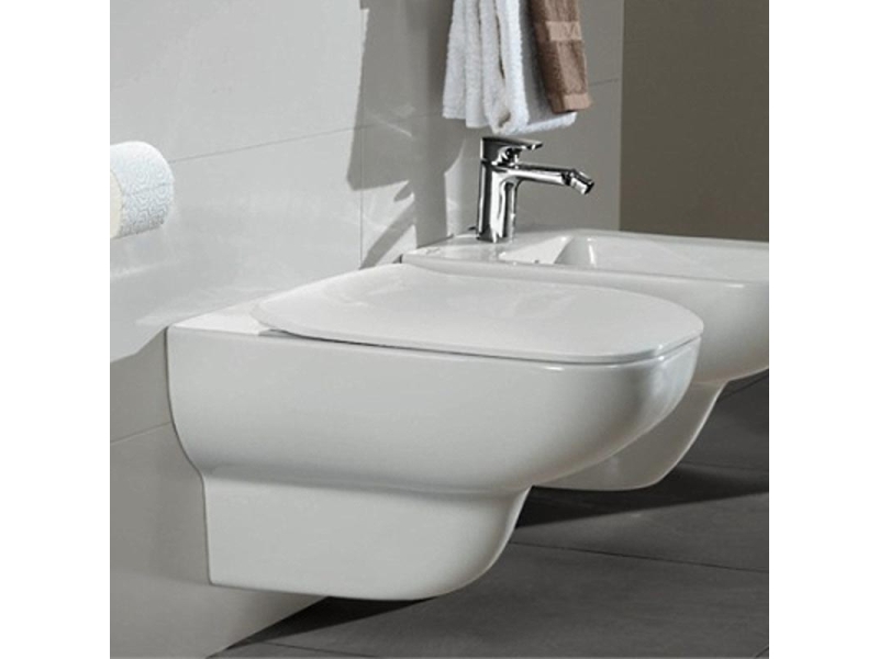 Купить Подвесной безободковый унитаз Villeroy&Boch Joyce 5607 HR01 с крышкой-сиденьем soft close