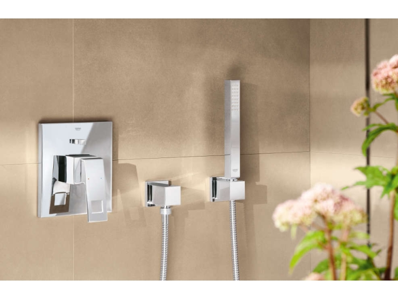 Купить Смеситель для ванны с душем Grohe Eurocube 24062000 хром