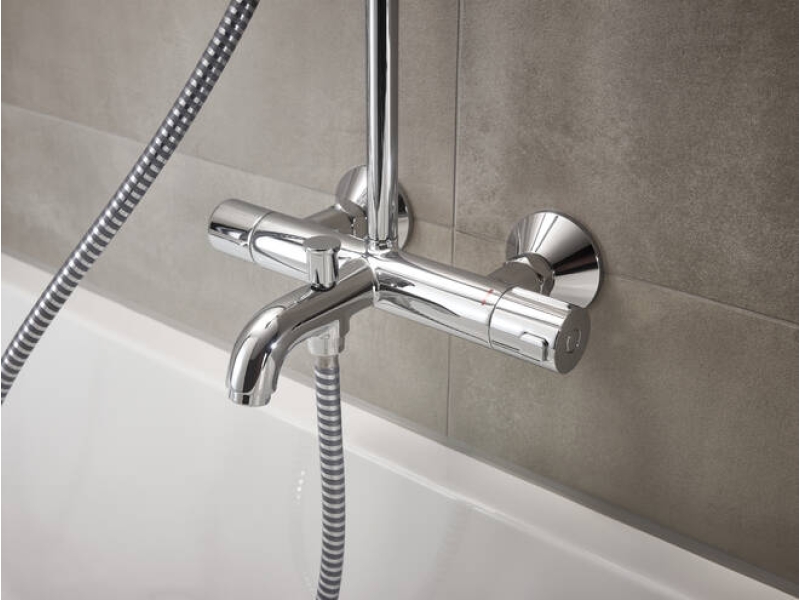 Купить Душевая система Showerpipe 200 1jet с термостатом для ванны Hansgrohe Vernis Blend 26274000, хром