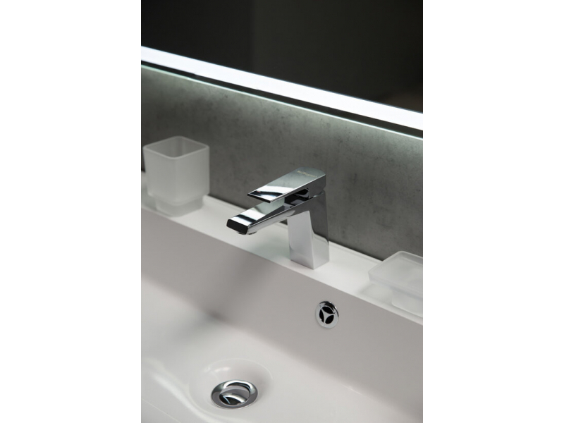 Купить Зеркало BelBagno SPC-MAR-500-600-LED-TCH 50 x 60 см со встроенным светильником и сенсорным выключателем