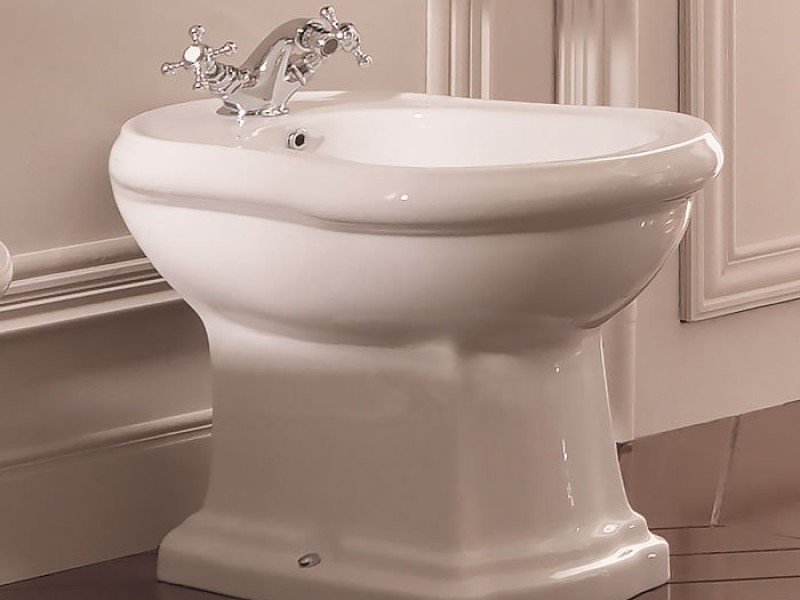 Биде Kerasan Retro 102001D напольное