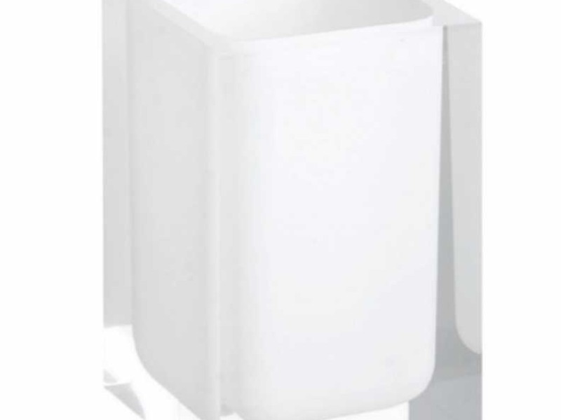 Держатель зубных щеток Bemeta Vista 120111026-104 7.2 x 7.2 x 11 см, белый