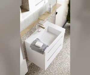 Подвесная тумба в белом матовом цвете с двумя ящиками с умывальником из литьевого мрамора